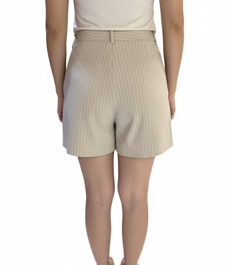 Short Listrado em Algodão